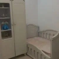 تخت و کمد بچه گانه سالم درحد نو