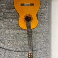 گیتار یاماها c70