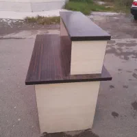 ۳ عدد میز پیشخوان و ویترین به همراه صندلی|فروشگاه و مغازه|لاهیجان, لیل|دیوار