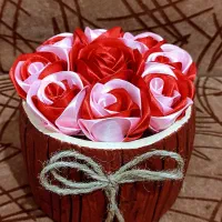 گل ربانی زیبا|گل مصنوعی|رشت, کوی مهر|دیوار