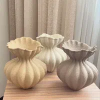 مجسمه پلی استر رنگی وخام