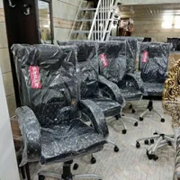 صندلی مدیریت کارمندی گردان لاندا