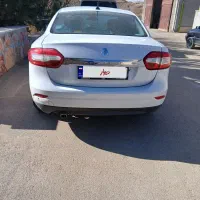 رنو فلوئنس ۲۰۱۷e4