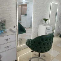 اجاره-صندلی-در-سالن-زیبایی