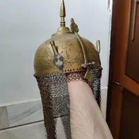 کلاه خود تمام برنجی و قلمکاری شده|کلکسیون اشیاء عتیقه|تهران, هرندی|دیوار