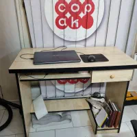 میز کامپیوتر