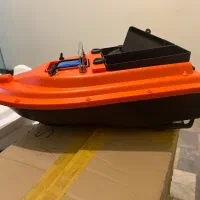 قایق طعمه پاشی جنس اورجینال با پرقدرترین موتور