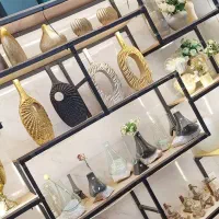 انواع گل و گلدان طبیعی و مصنوعی|گل و گیاه طبیعی|فولادشهر, A4|دیوار