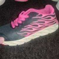 کفش اسپرت سایز ۳۸