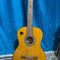 گیتار پیکاپ دار اصل اسپانیا حرفه ای