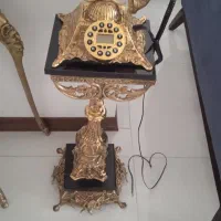 تلفن برنزی پایه دار ایستاده|تلفن رومیزی|قرچک, مهدیه|دیوار