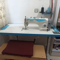 چرخ خیاطی و اتو سرمی