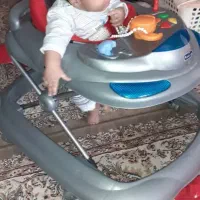 کالسکه نوزاد و روروعک