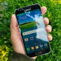 پرچمدارسابق سامسونگ S5 سری اول کره ای پلمپ باضمانت