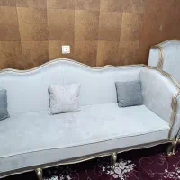 مبل پنح نفری فرانسوی و ست ناهار خوری چهار نفره