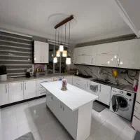 واحد 100متری روبه نما حیاط خلوت دار (شهرک بعثت)