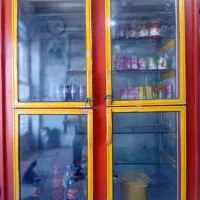 ویترین ۴ درب