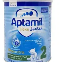 تعداد زیادی قوطی شیرخشک و سرلاک