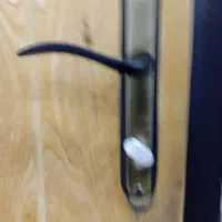 باز کردن انواع قفل خودرو مسکونی