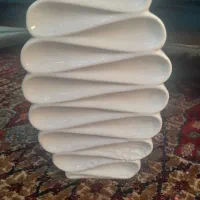 گلدان سرامیکی سفید|صنایع دستی و سایر لوازم تزئینی|تهران, جوادیه تهرانپارس|دیوار