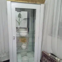 ساعت و بوفه