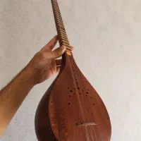 سه‌ تار حرفه‌ ای خوش صدا سه مهر