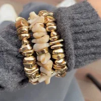 فروشنده خانم