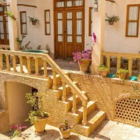 ویلایی دوطبقه دربست تاپ لوکیشن همت