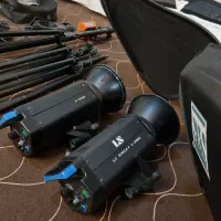 فروش فلاش و تجهیزات نورپردازی عکاسی|دوربین عکاسی و فیلم‌برداری|اصفهان, دستگرده|دیوار