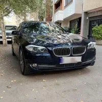 BMW523i