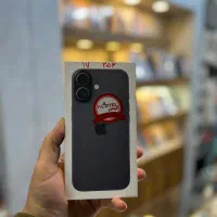 آیفون ۱۷ نرمال