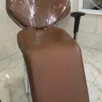دوتا صندلی خوب برای اریشگا خیلی تمیز هستنددر حد نو