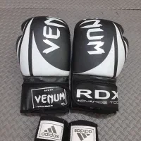 ست دستکش و لباس بوکس