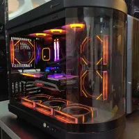 کیس  گیمینگ  با کارت ۶۷۰۰xt