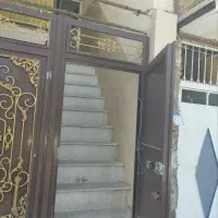 طبقه بالا کرایه داده میشود