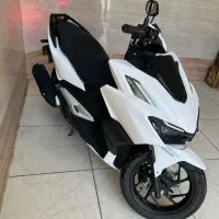 موتور کلیک ۱۵۰ نیوفیس برمود۴۰۳|موتورسیکلت|شیراز, ریاستی|دیوار