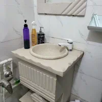 روشویی و آینه سنگی