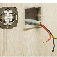 برق کاری و لوله کشی ساختمان|خدمات پیشه و مهارت|قم, نیروگاه|دیوار