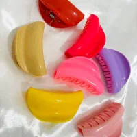 گیره و کش مو