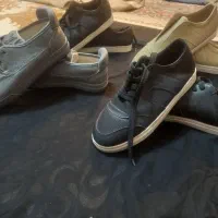 تعدادی کتونی ونسی سایز ۳۷و۳۸ولباس مجلسی زنانه