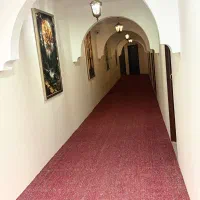 به یک خانم کار در خانه داری هتل نیازمندیم