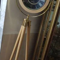 ساعت ایستاده