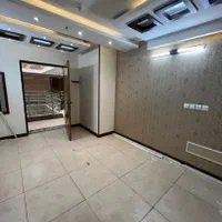 دفتر اداری ۴۳ متر.چهارباغ خواجو.برخیابان اصلی|اجارهٔ دفتر کار، اتاق اداری، مطب|اصفهان, خواجو|دیوار