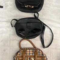 تعدادی کیف|کیف، کفش، کمربند|کرمان, |دیوار