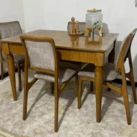 میز ناهارخوری ۴ نفره