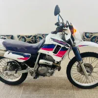 دیگری ۹۵ بی رنگ