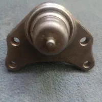 سیبک طبق بالا. نیسان و تویوتا