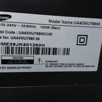 ال ای دی سامسونگ ۴۳ 4k شکسته