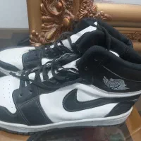 چند جفت کفش اسپرت