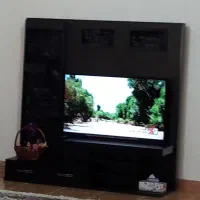 میز تلوزیون در حد نو